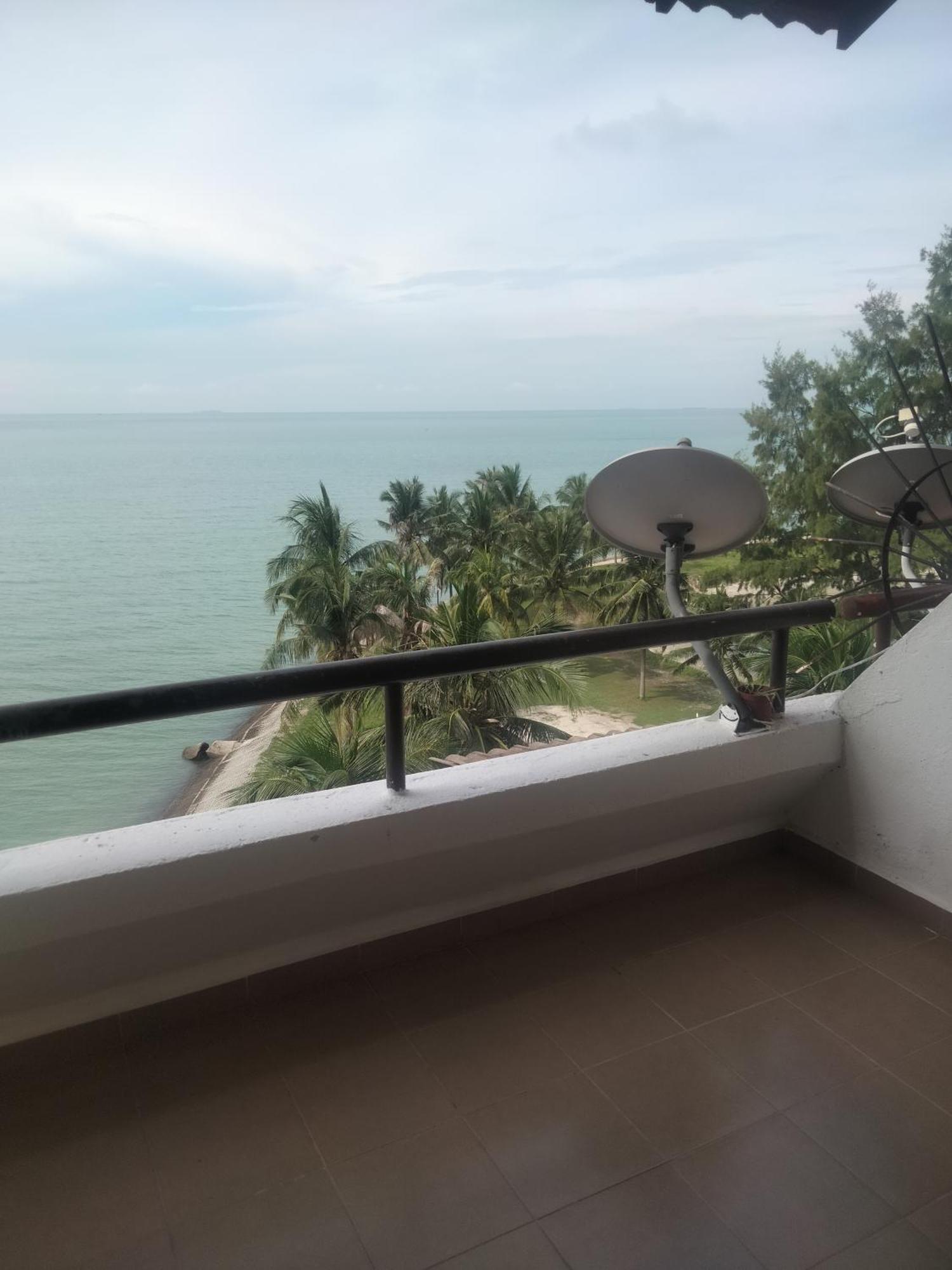 Ferienwohnung Seaview Beach Corus Paradise Pd Port Dickson Exterior foto